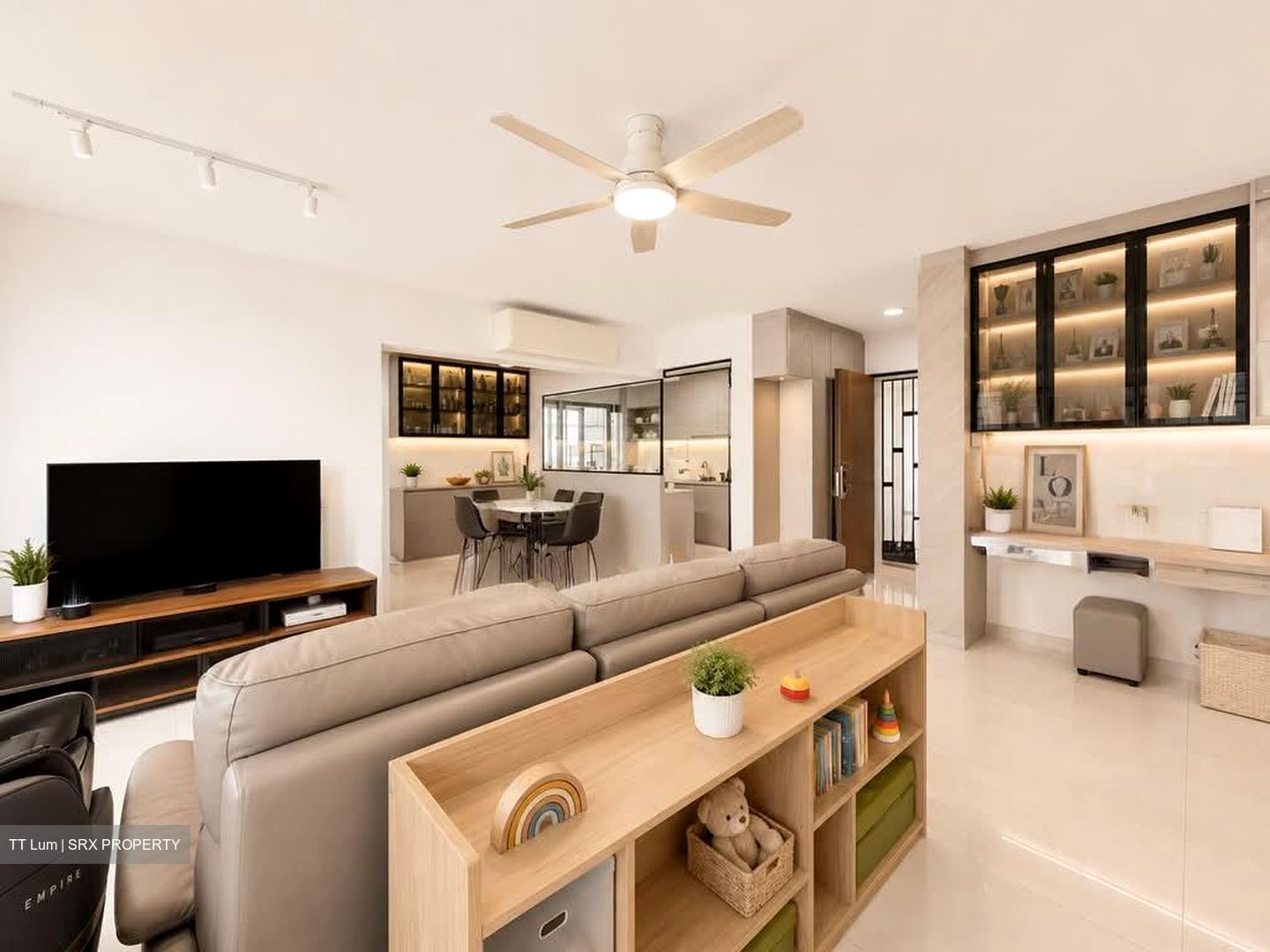 Blk 228B Ang Mo Kio Court (Ang Mo Kio), HDB 5 Rooms #565599931